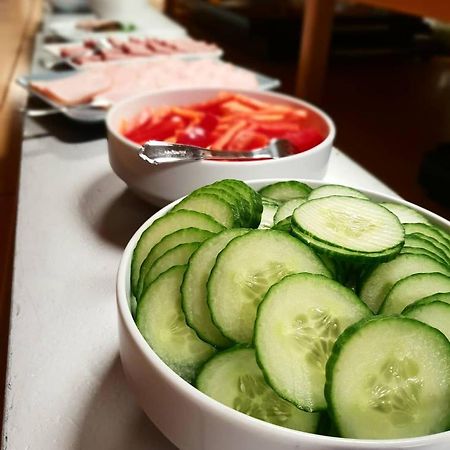 Nordiska Folkhoegskolan Bed And Breakfast Kungälv Екстериор снимка