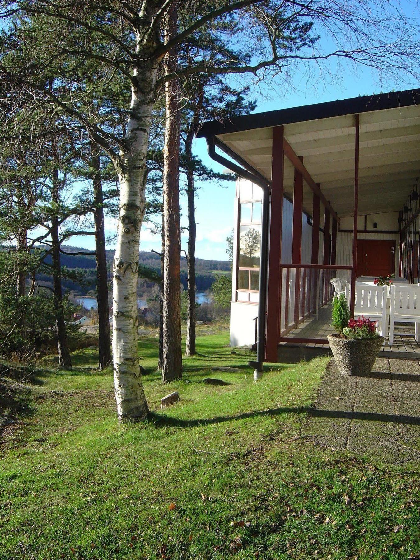 Nordiska Folkhoegskolan Bed And Breakfast Kungälv Екстериор снимка