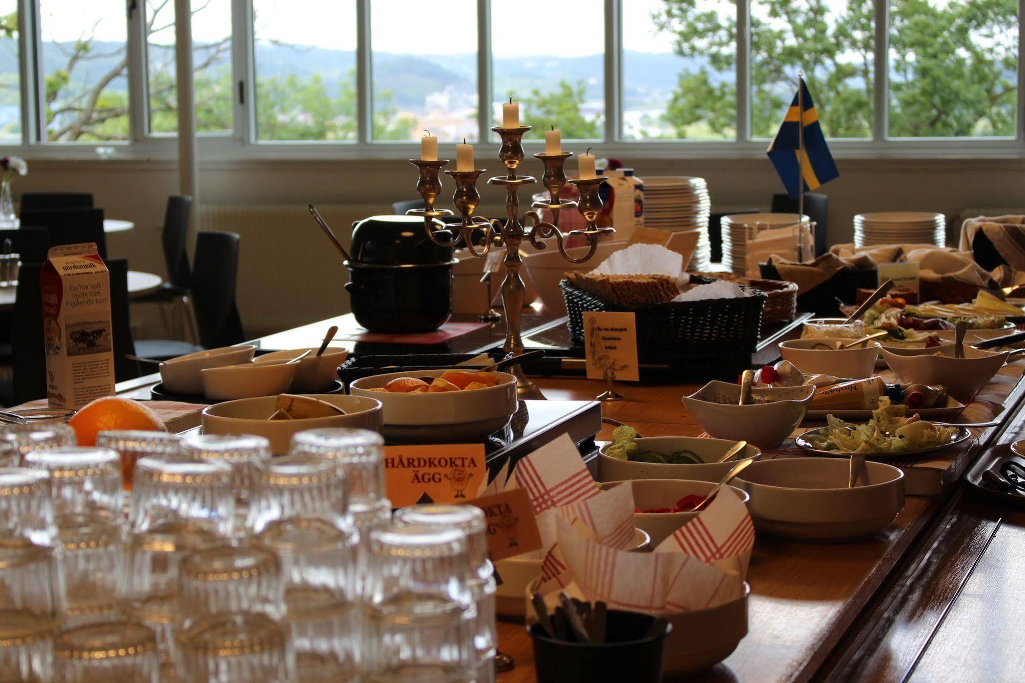Nordiska Folkhoegskolan Bed And Breakfast Kungälv Екстериор снимка