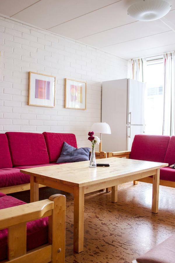 Nordiska Folkhoegskolan Bed And Breakfast Kungälv Екстериор снимка