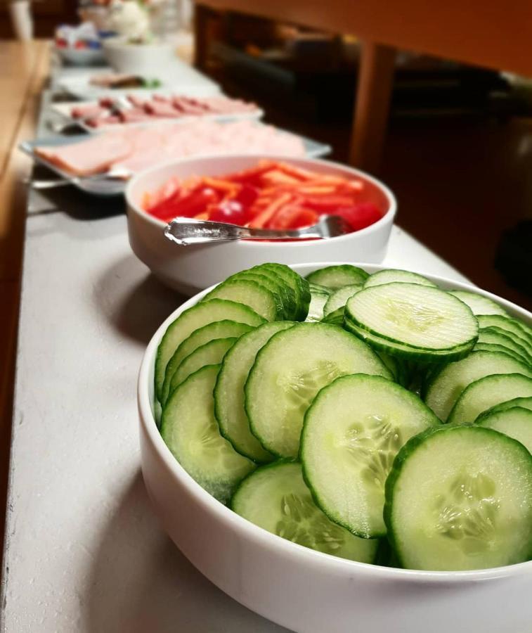 Nordiska Folkhoegskolan Bed And Breakfast Kungälv Екстериор снимка
