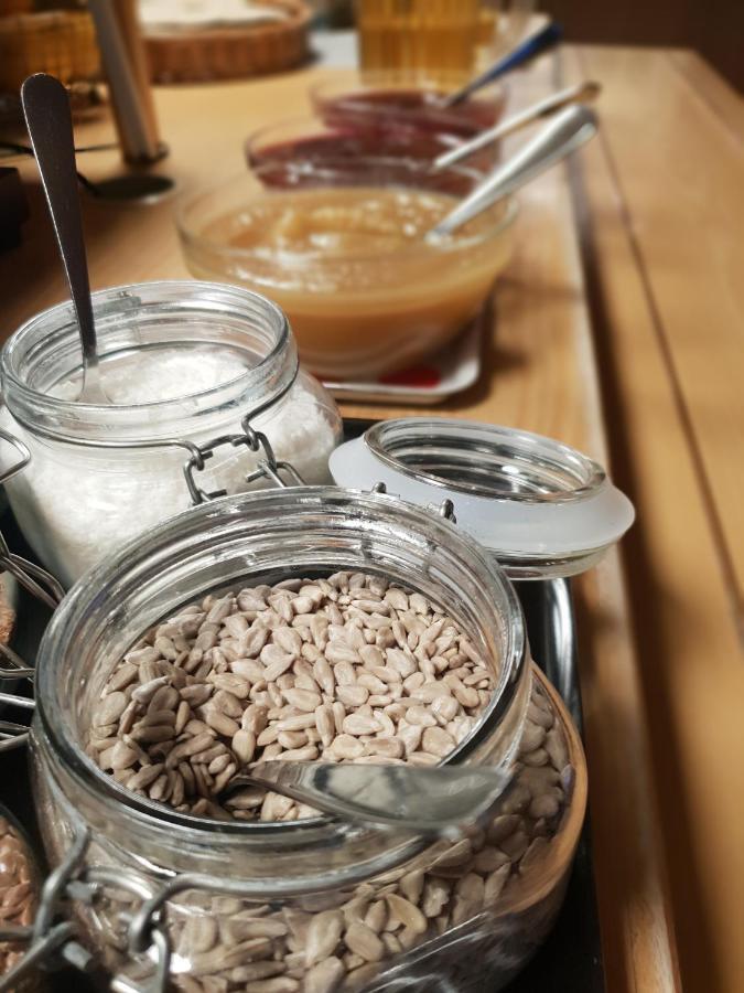Nordiska Folkhoegskolan Bed And Breakfast Kungälv Екстериор снимка